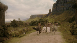 extant_GameOfThrones_1x04-CripplesBastardsAndBrokenThings_0967