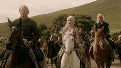 extant_GameOfThrones_1x04-CripplesBastardsAndBrokenThings_0970