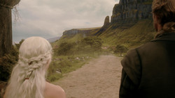 extant_GameOfThrones_1x04-CripplesBastardsAndBrokenThings_0981