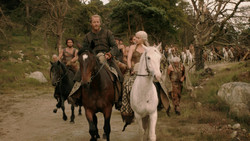 extant_GameOfThrones_1x04-CripplesBastardsAndBrokenThings_1057