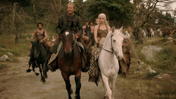 extant_GameOfThrones_1x04-CripplesBastardsAndBrokenThings_1064