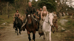 extant_GameOfThrones_1x04-CripplesBastardsAndBrokenThings_1065