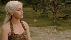 extant_GameOfThrones_1x04-CripplesBastardsAndBrokenThings_1068