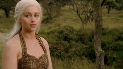extant_GameOfThrones_1x04-CripplesBastardsAndBrokenThings_1082