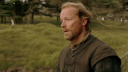extant_GameOfThrones_1x04-CripplesBastardsAndBrokenThings_1086