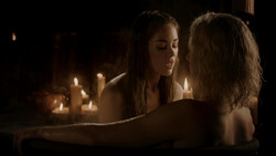 extant_GameOfThrones_1x04-CripplesBastardsAndBrokenThings_1157