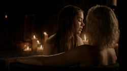 extant_GameOfThrones_1x04-CripplesBastardsAndBrokenThings_1160