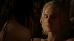 extant_GameOfThrones_1x04-CripplesBastardsAndBrokenThings_1230