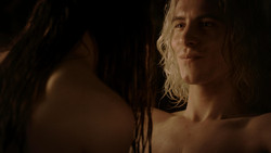 extant_GameOfThrones_1x04-CripplesBastardsAndBrokenThings_1329