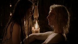 extant_GameOfThrones_1x04-CripplesBastardsAndBrokenThings_1449
