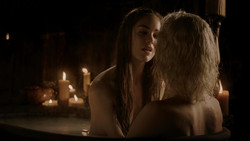 extant_GameOfThrones_1x04-CripplesBastardsAndBrokenThings_1523