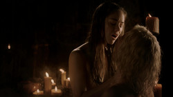 extant_GameOfThrones_1x04-CripplesBastardsAndBrokenThings_1543