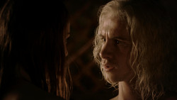 extant_GameOfThrones_1x04-CripplesBastardsAndBrokenThings_1627