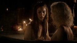 extant_GameOfThrones_1x04-CripplesBastardsAndBrokenThings_1641