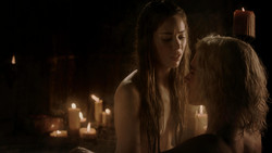 extant_GameOfThrones_1x04-CripplesBastardsAndBrokenThings_1666