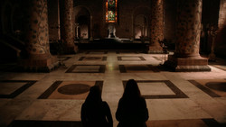 extant_GameOfThrones_1x04-CripplesBastardsAndBrokenThings_1683