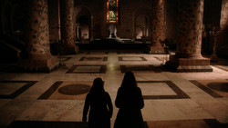 extant_GameOfThrones_1x04-CripplesBastardsAndBrokenThings_1684