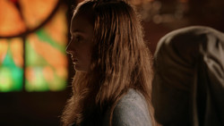 extant_GameOfThrones_1x04-CripplesBastardsAndBrokenThings_1761