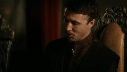 extant_GameOfThrones_1x04-CripplesBastardsAndBrokenThings_1975