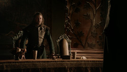 extant_GameOfThrones_1x04-CripplesBastardsAndBrokenThings_2028