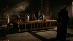 extant_GameOfThrones_1x04-CripplesBastardsAndBrokenThings_2030
