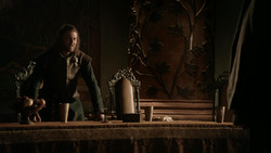 extant_GameOfThrones_1x04-CripplesBastardsAndBrokenThings_2051