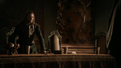 extant_GameOfThrones_1x04-CripplesBastardsAndBrokenThings_2053