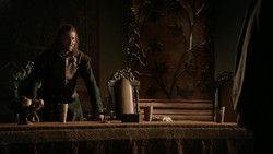 extant_GameOfThrones_1x04-CripplesBastardsAndBrokenThings_2055