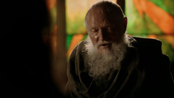 extant_GameOfThrones_1x04-CripplesBastardsAndBrokenThings_2075