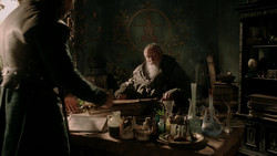 extant_GameOfThrones_1x04-CripplesBastardsAndBrokenThings_2162