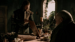 extant_GameOfThrones_1x04-CripplesBastardsAndBrokenThings_2173