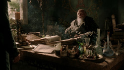 extant_GameOfThrones_1x04-CripplesBastardsAndBrokenThings_2241