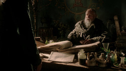 extant_GameOfThrones_1x04-CripplesBastardsAndBrokenThings_2313