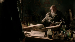 extant_GameOfThrones_1x04-CripplesBastardsAndBrokenThings_2319