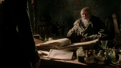extant_GameOfThrones_1x04-CripplesBastardsAndBrokenThings_2326