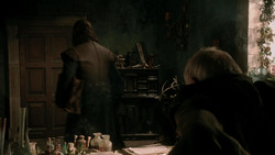 extant_GameOfThrones_1x04-CripplesBastardsAndBrokenThings_2390