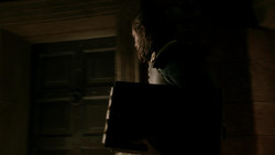 extant_GameOfThrones_1x04-CripplesBastardsAndBrokenThings_2416
