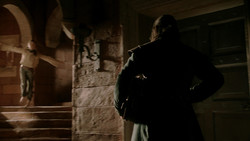 extant_GameOfThrones_1x04-CripplesBastardsAndBrokenThings_2418