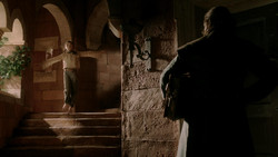 extant_GameOfThrones_1x04-CripplesBastardsAndBrokenThings_2420