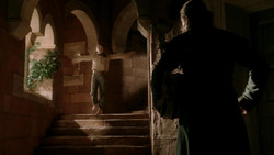 extant_GameOfThrones_1x04-CripplesBastardsAndBrokenThings_2423