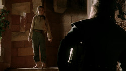 extant_GameOfThrones_1x04-CripplesBastardsAndBrokenThings_2451