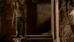 extant_GameOfThrones_1x04-CripplesBastardsAndBrokenThings_2479