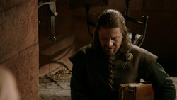 extant_GameOfThrones_1x04-CripplesBastardsAndBrokenThings_2505