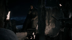 extant_GameOfThrones_1x04-CripplesBastardsAndBrokenThings_2613