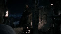 extant_GameOfThrones_1x04-CripplesBastardsAndBrokenThings_2615