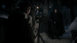 extant_GameOfThrones_1x04-CripplesBastardsAndBrokenThings_2646