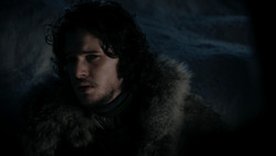 extant_GameOfThrones_1x04-CripplesBastardsAndBrokenThings_2813