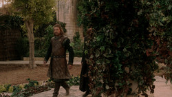 extant_GameOfThrones_1x04-CripplesBastardsAndBrokenThings_2856