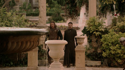 extant_GameOfThrones_1x04-CripplesBastardsAndBrokenThings_2903