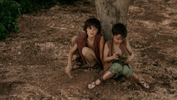extant_GameOfThrones_1x04-CripplesBastardsAndBrokenThings_2909